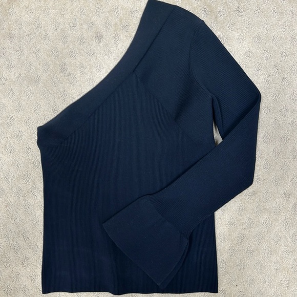Theory black knit,  one shoulder, long sleeve top - Picture 1 of 5